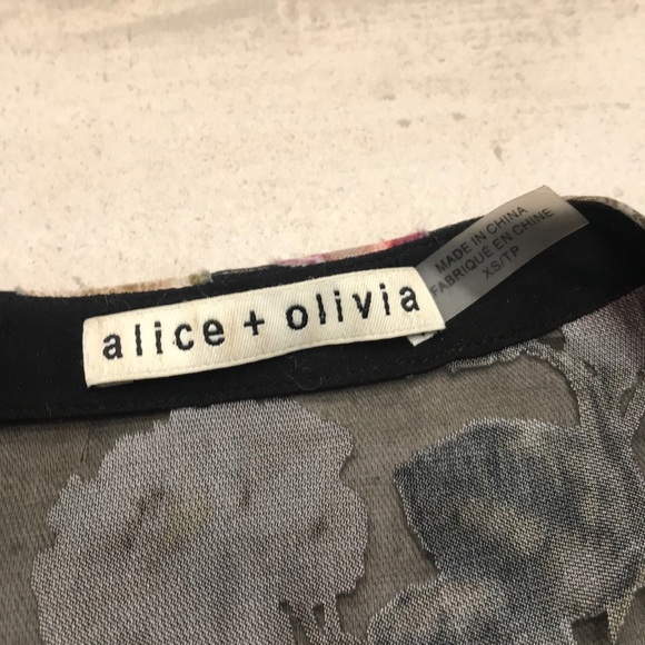 Alice and Olivia burnout floral kimono top XS - Picture 6 of 9